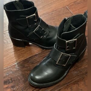 Frye Sabrina Boot Black Leather Size 7.5